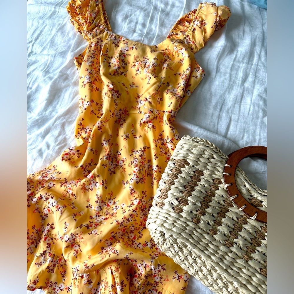 Cream Floral off shoulder summer dress Size S from OLD NAVY